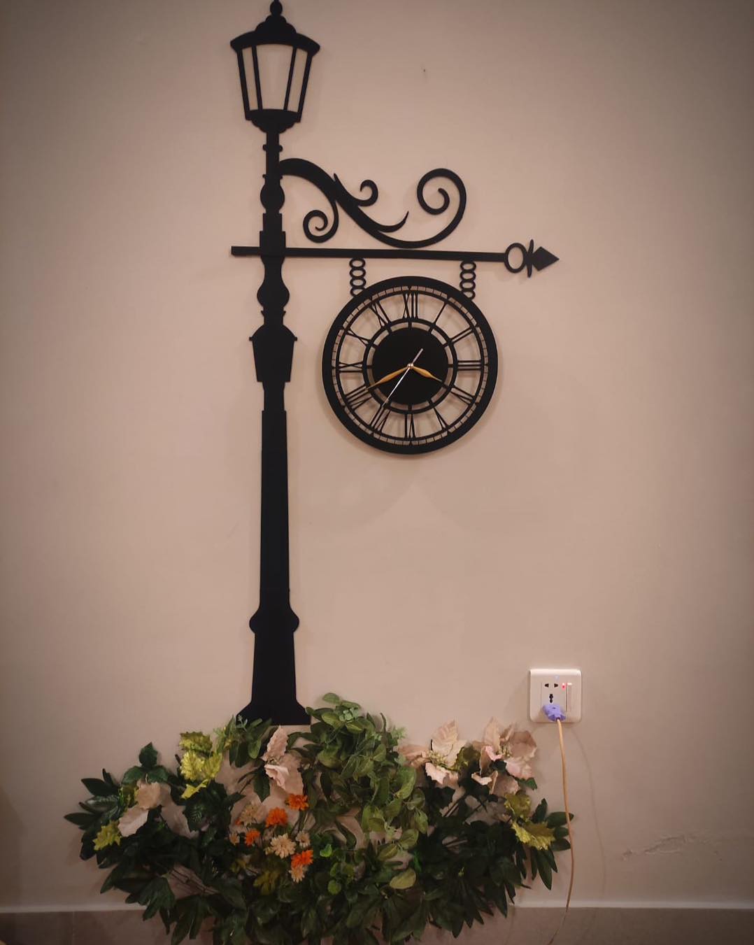 Big wall clock